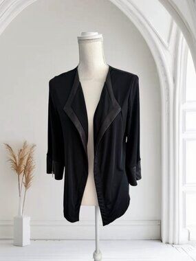 CHICOS Black Easywear Stretch Swing Cardigan Style Top Size Medium / Chicos 1